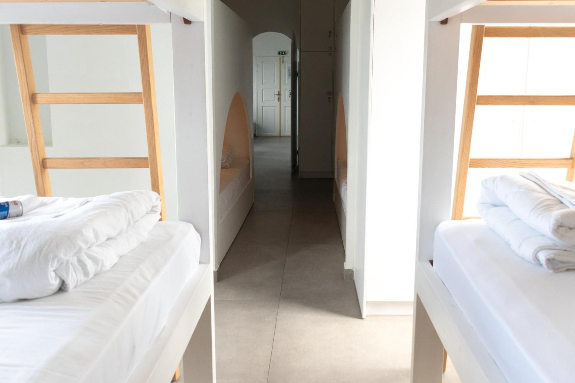 Central Hostel Oia Bagian luar foto