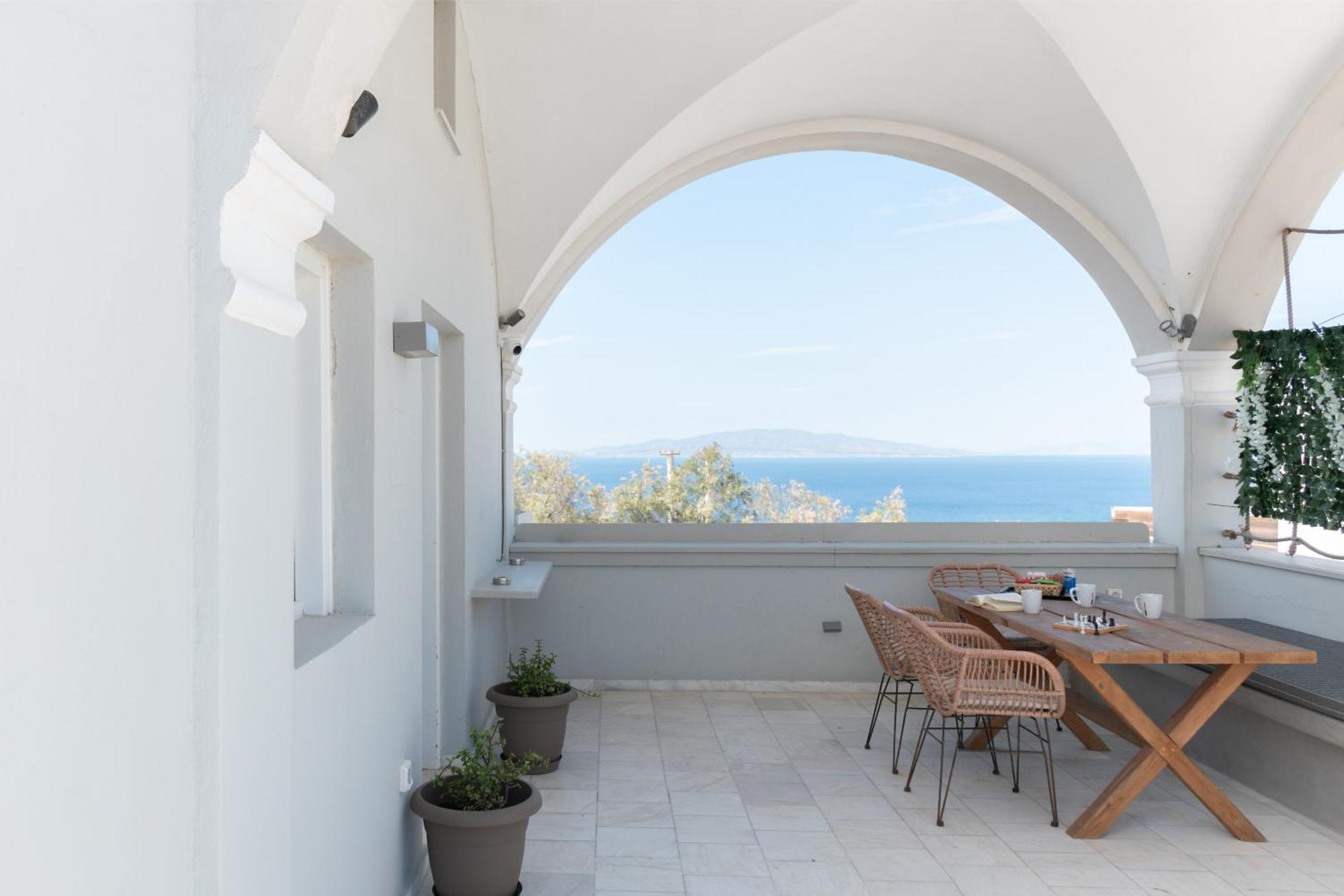 Central Hostel Oia Bagian luar foto