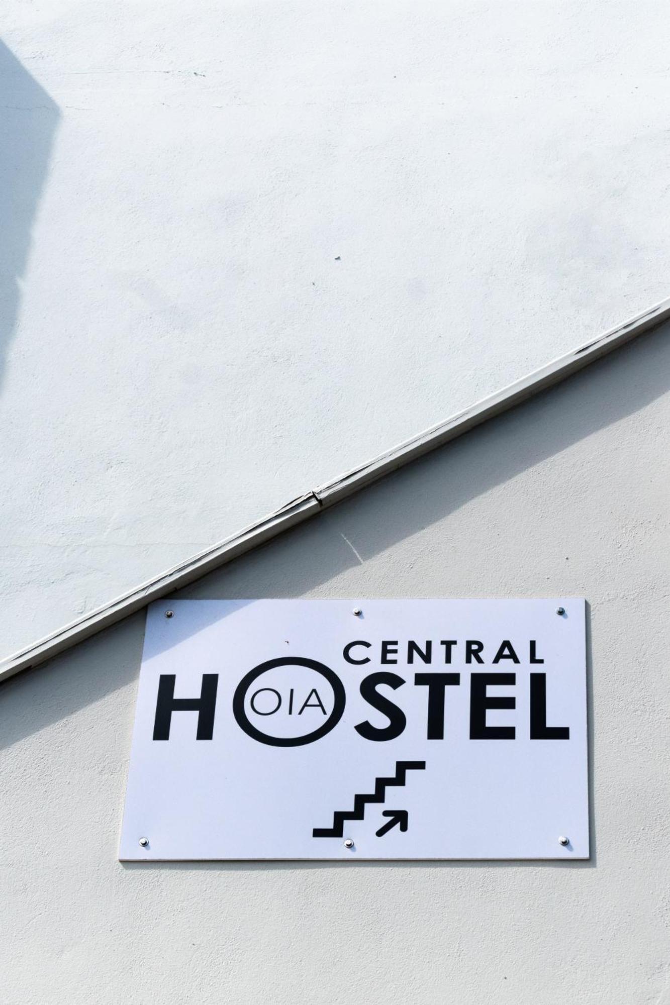 Central Hostel Oia Bagian luar foto